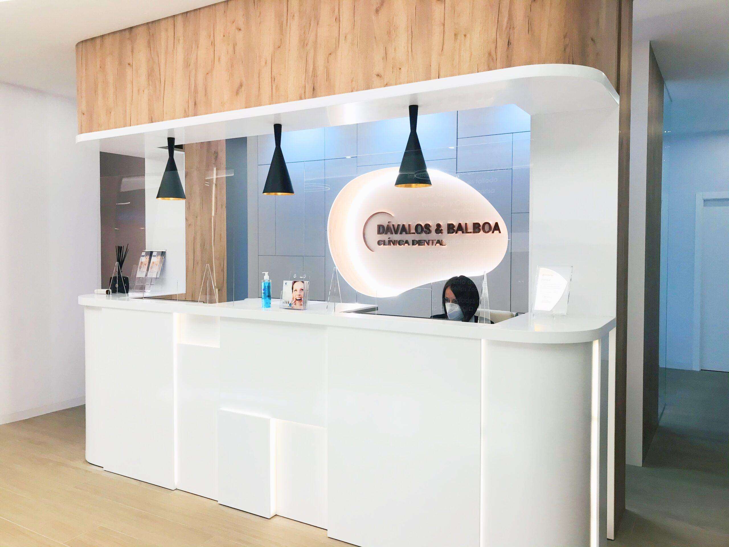 Clínica Dental Dávalos & Balboa <br>(Avenida Juan Carlos I)